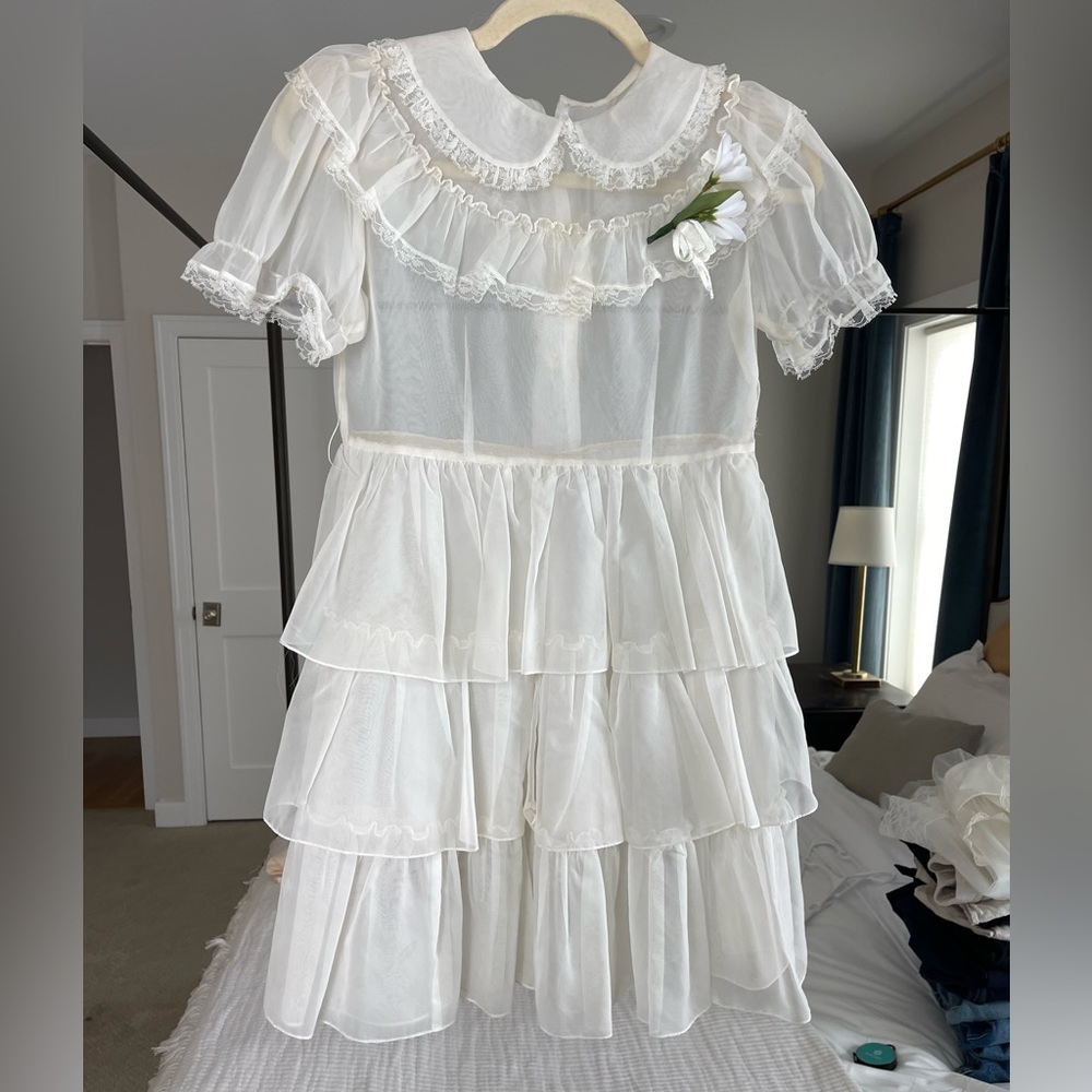 Vintage girls white dress